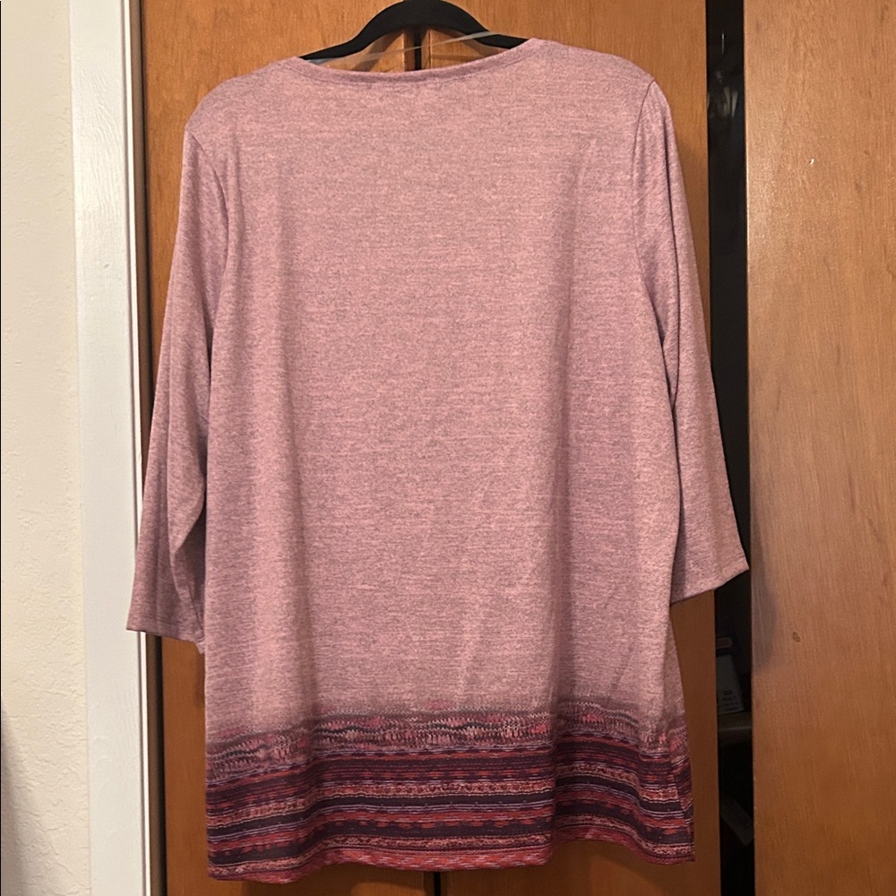 ONE WORLD Dusty Rose Heathered 3/4 Sleeve Tunic with Patterned Hem - Picture 3 of 3